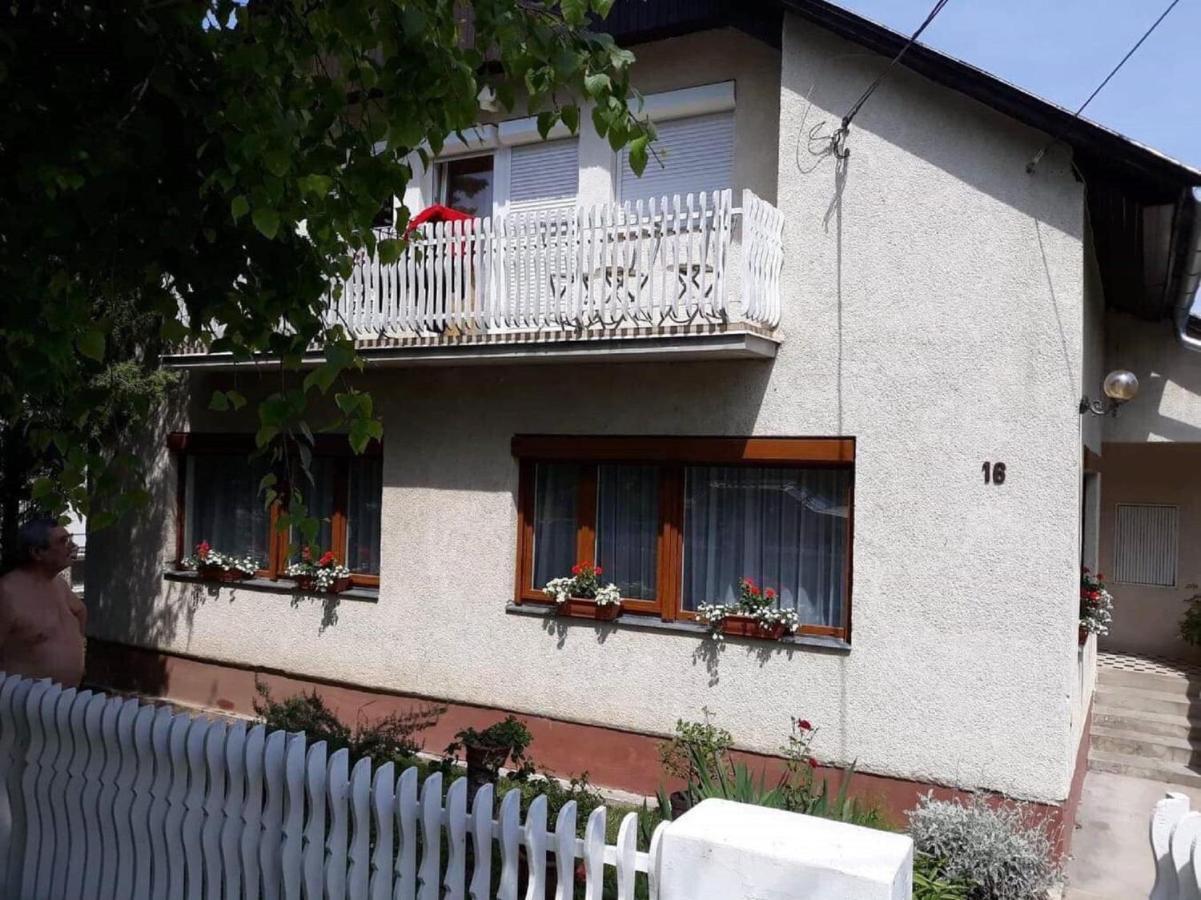 Apartment In Siofok/Balaton 19854 Exteriör bild